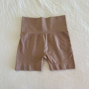 SET Active shorts